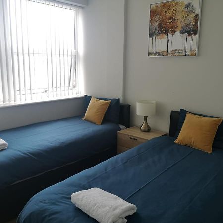 Springfield Suites Chelmsford Bagian luar foto